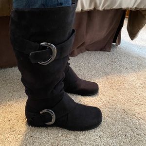 Brinley Co tall suede boots size 7 1/2